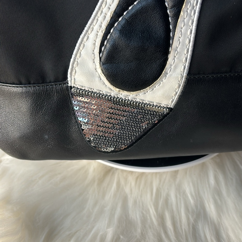 FERRAGAMO “RARE” HEELS SHOULDER BAG - Picture 5 of 17
